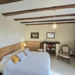 Charmante Maison Nature Avec Parking Et Animaux Acceptes - Fr-1-616-459 Holiday home *