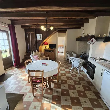 Charmante Maison Nature Avec Parking Et Animaux Acceptes - Fr-1-616-459 *