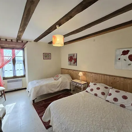Charmante Maison Nature Avec Parking Et Animaux Acceptes - Fr-1-616-459 * Pézuls